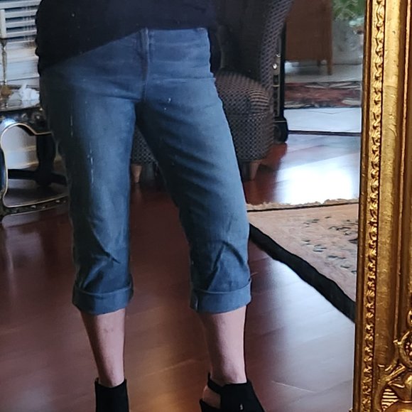 Arden B. Croppped, Cuffed, Stretch Jeans size 12 - Picture 3 of 7